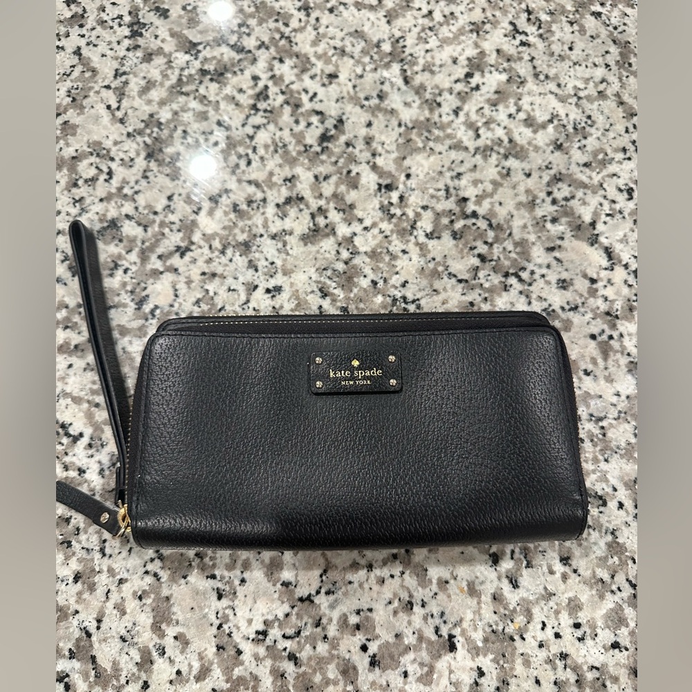 Kate Spade Wristlet Clutch Wallet